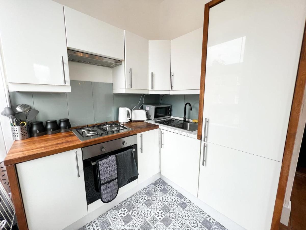 Апартаменты Bohemian 1Br Flat In Abbeyhill Эдинбург Экстерьер фото